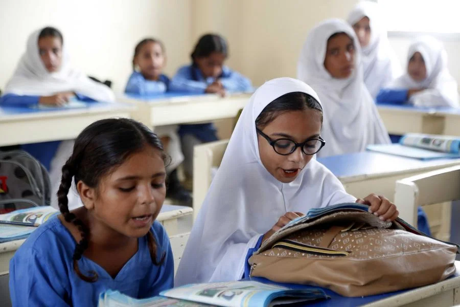 Students attend a class at the China-Pakistan Government Middle School in Faqeer colony in Gwadar, Pakistan on Sept. 16, 2024. [Xinhua]