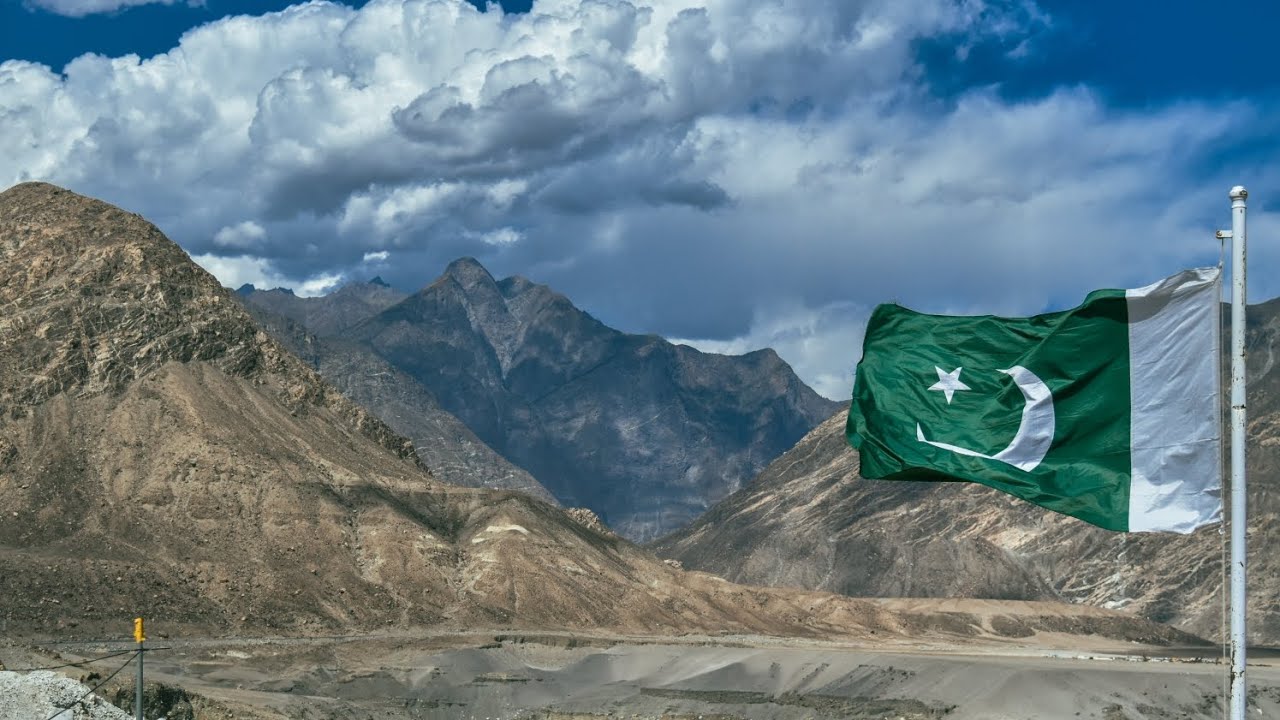 Pakistan’s Big Visits in 2025: Deals, Defence, and Defiance