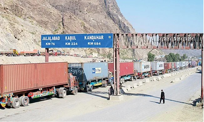 Pakistan-Afghanistan Trade Fissures: Strategic Redirection in H1 2025 
